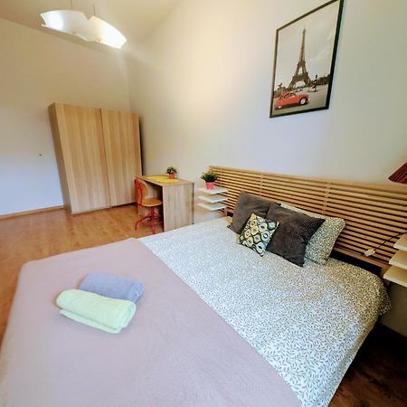 Apartament Brazowy Narutowicza 11 Lublin Buitenkant foto
